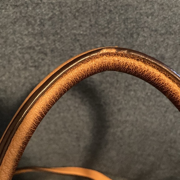 Michael Kors signature bag - Picture 10 of 13